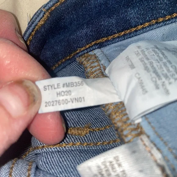 MADEWELL Petite Curvy High-Rise Skinny Jeans in Sussex Wash: TENCEL™ Denim | 30P - Picture 5 of 7